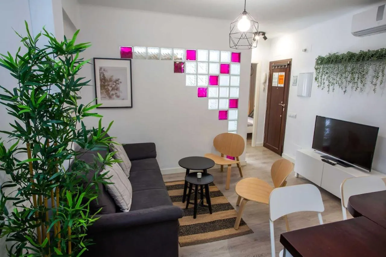 Holidays2Malaga Lagunillas 3 Bedrooms Downtown Local Area 500Mb Free Wifi